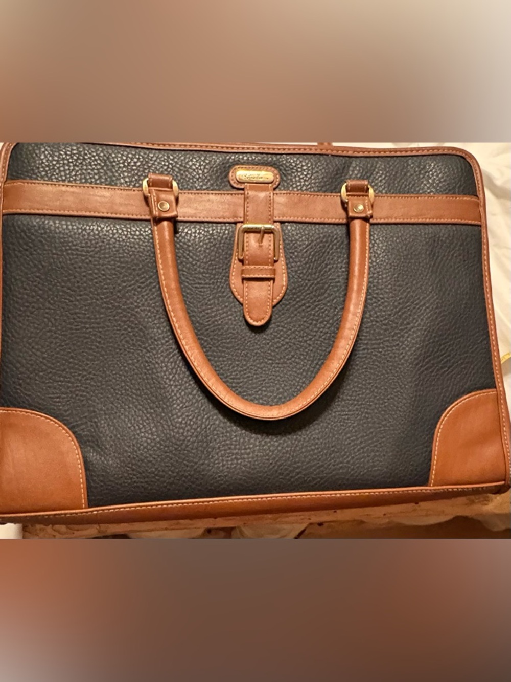 Kathie Lee Tote in great condition.